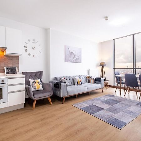 Charming Flat With City View In Atasehir Истанбул Екстериор снимка