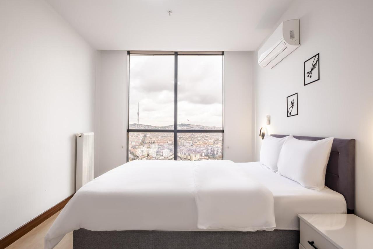 Charming Flat With City View In Atasehir Истанбул Екстериор снимка