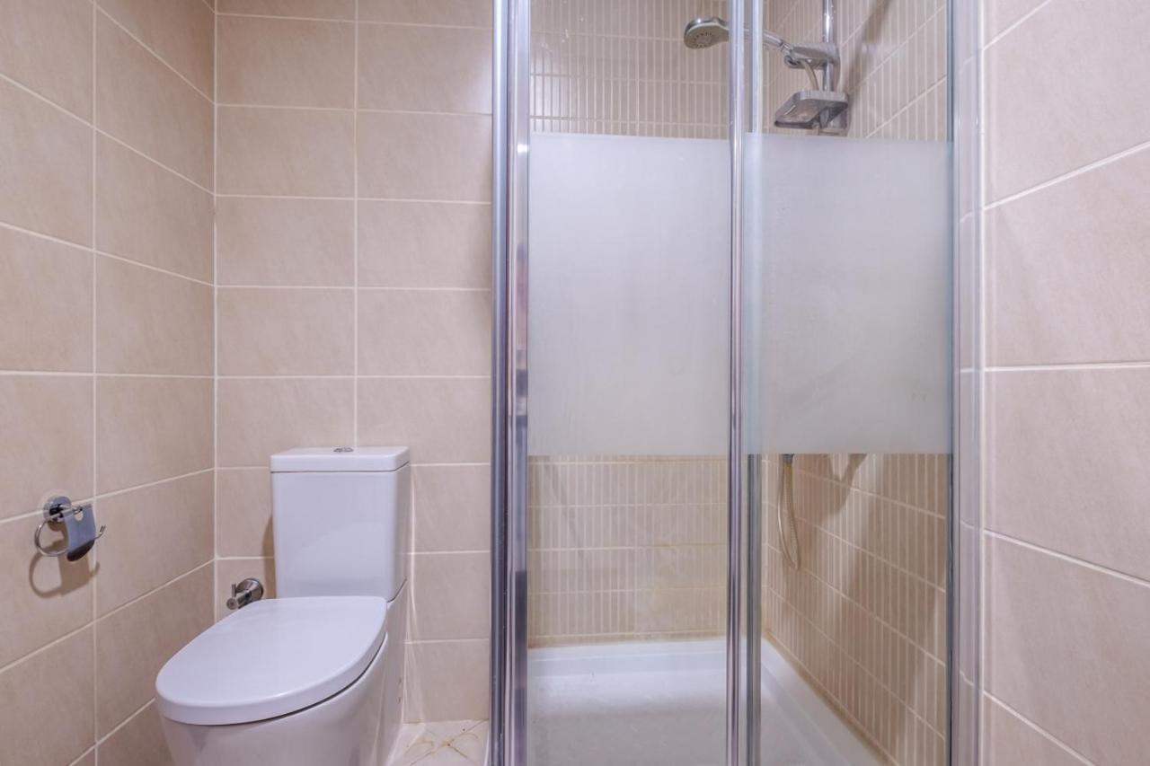 Charming Flat With City View In Atasehir Истанбул Екстериор снимка